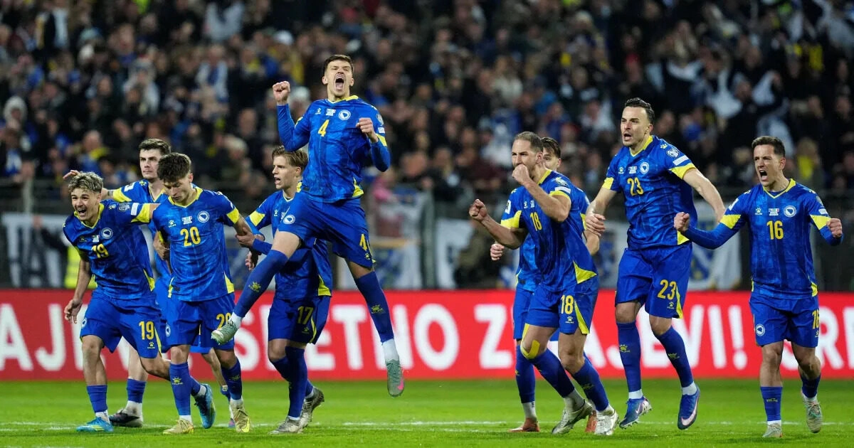 Bosnia sẽ vươn lên vị trí nhì bảng nếu thắng Qatar