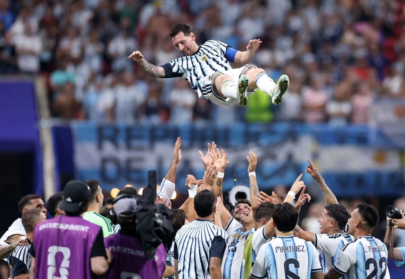 Messi đang đạt phong độ cao khi độc chiếm ngôi đầu danh sách Vua phá lưới với 8 bàn thắng