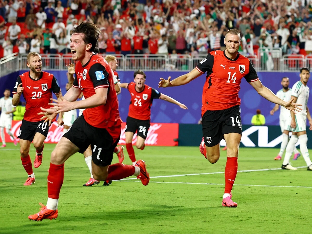 Áo có lần đầu tiên vượt qua vòng bảng World Cup