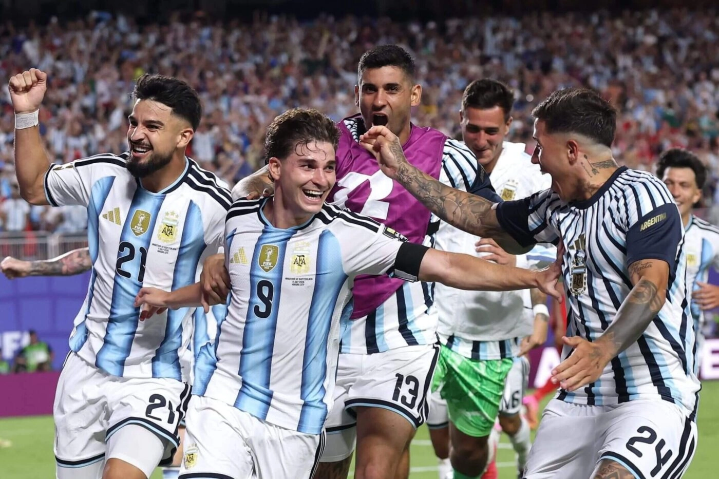 Argentina đã trải qua 12 trận bất bại liên tiếp tại World Cup và đều đặn ghi tối thiểu 2 bàn thắng/trận